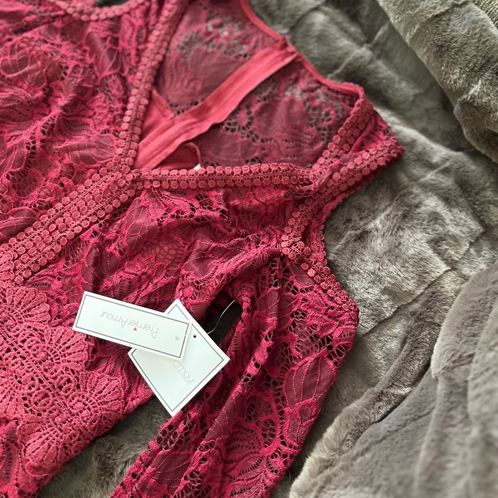 PREMIER AMOUR Lace Dress